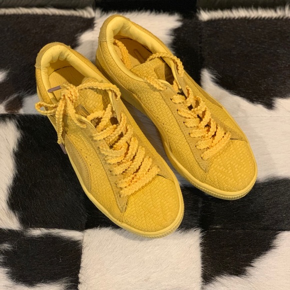 yellow womens puma shoes